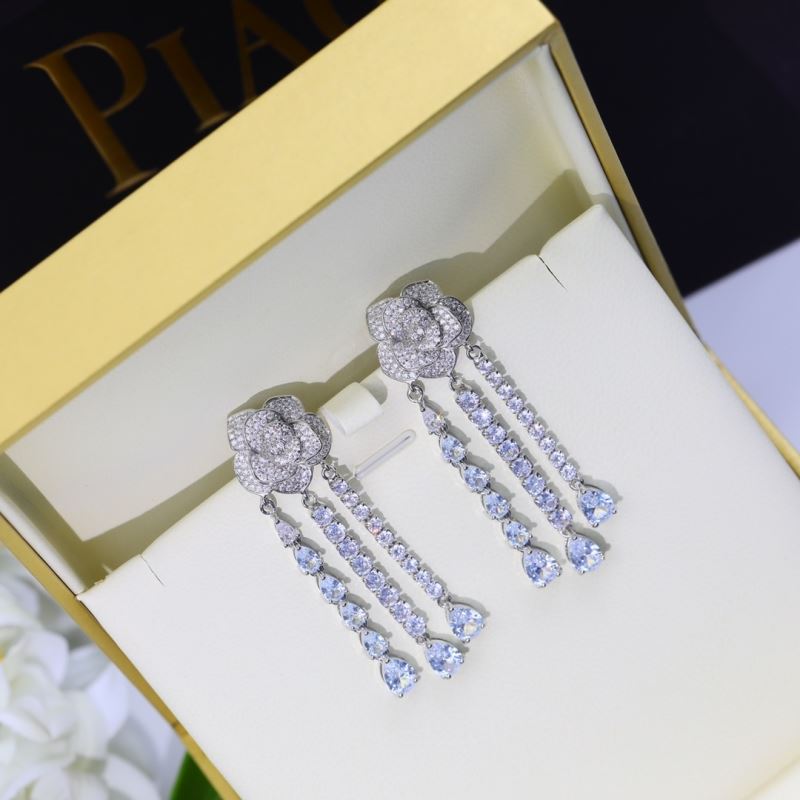 Piaget Earrings - Click Image to Close